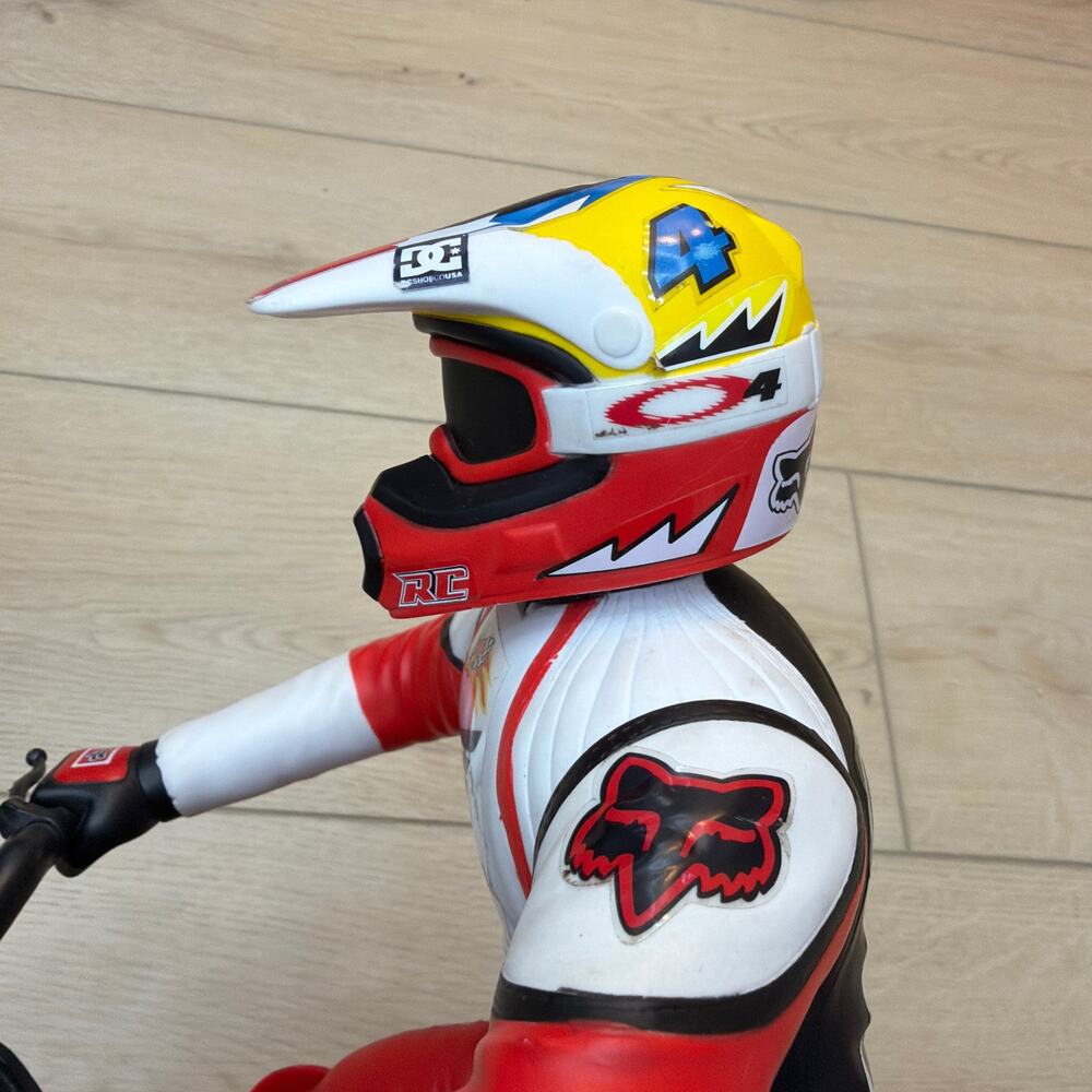 Vintage RadioShack Ricky Carmichael 1/4 Scale R/C Dirt Bike Honda Untested - Picture 5 of 17